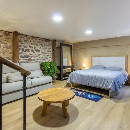 Le Place Du Bourg T2 Centre Historique *