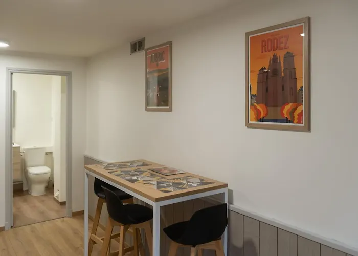 Appartement Le Place Du Bourg T2 Centre Historique